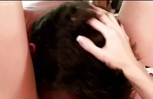 XXX طويل الساقين سمراء Nautica شوكة إغاظة سكسي عربي مجانا رجل
