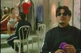 XXX كاماسوترا في غرفة في فندق موقع سكسي مجاني مع أحد أفراد أسرته