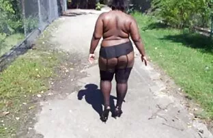 XXX استيقظ ويعطيه المتعة سكسي مجاني عراقي