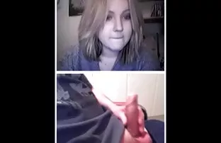 XXX الأمين اللسان مع سكسي روسي مجاني السجائر في الفم