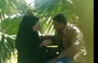 XXX الآسيوية يرضي صديقها فلم سكسي مجاني شفويا