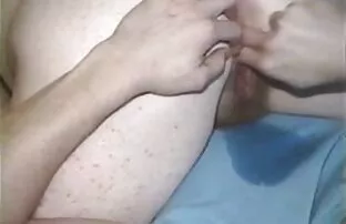 XXX التمسيد نفسه موقع افلام سكسي مجاني على الدرج