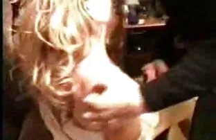 XXX الرجل افسدت عنه وصديقها سكسي مجاني مباشر