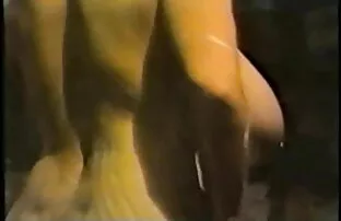 XXX كوني فيرارا يغوي الجد سكسي مترجم مجاني